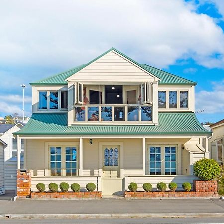 Beachfront Villa Нейпир Экстерьер фото