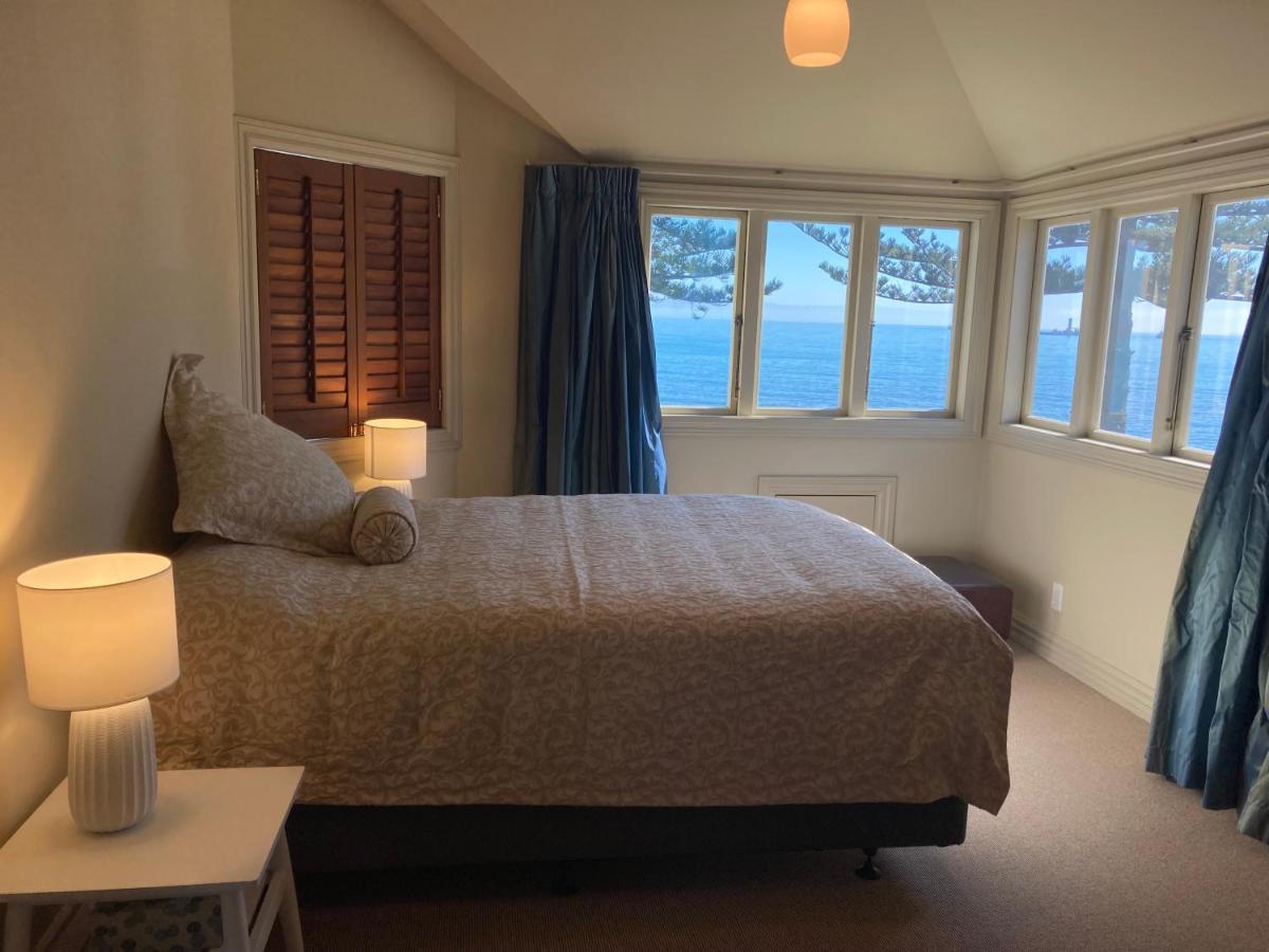 Beachfront Villa Нейпир Экстерьер фото
